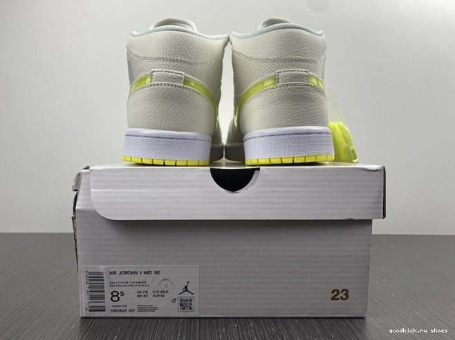 3710 SE Mid Yellow DB2822- QuickDry Jordan1 Voltage 1029